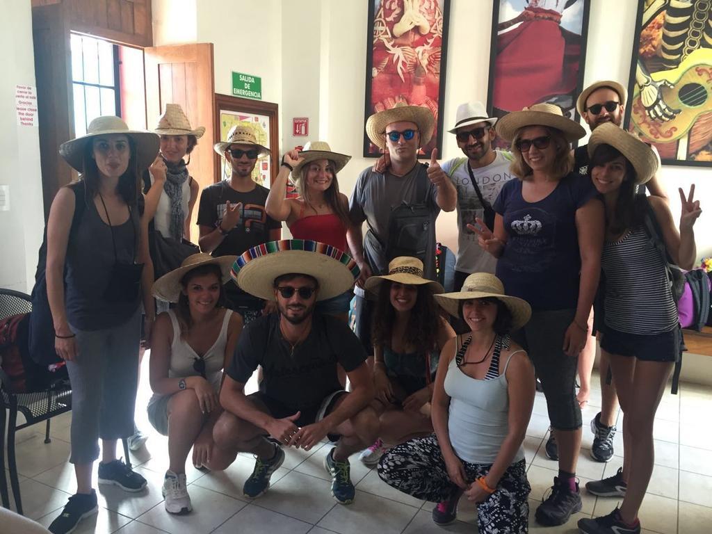 La Leyenda Hostel Oaxaca Экстерьер фото