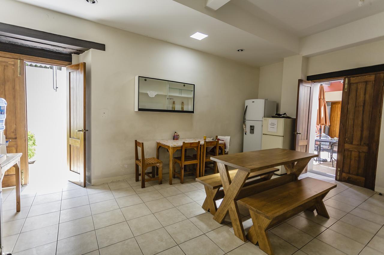 La Leyenda Hostel Oaxaca Экстерьер фото